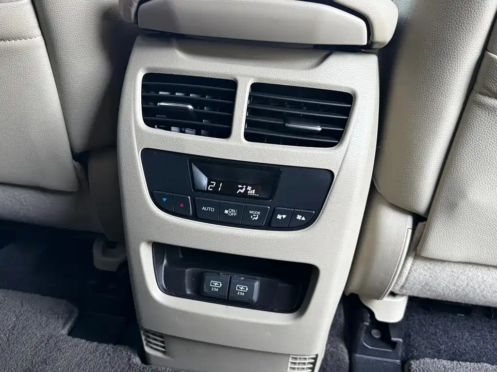 Acura MDX — миниатюра 11