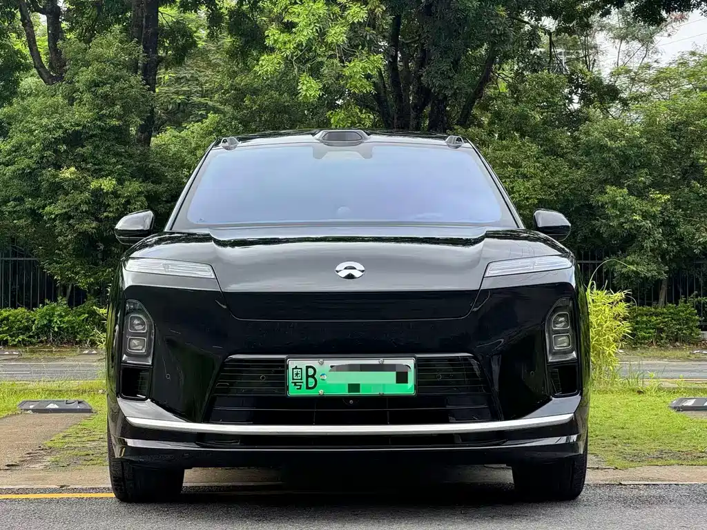 NIO ES8 — миниатюра 2