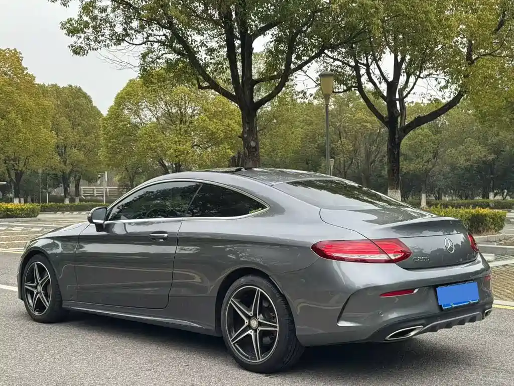 MERCEDES-BENZ C CLASS