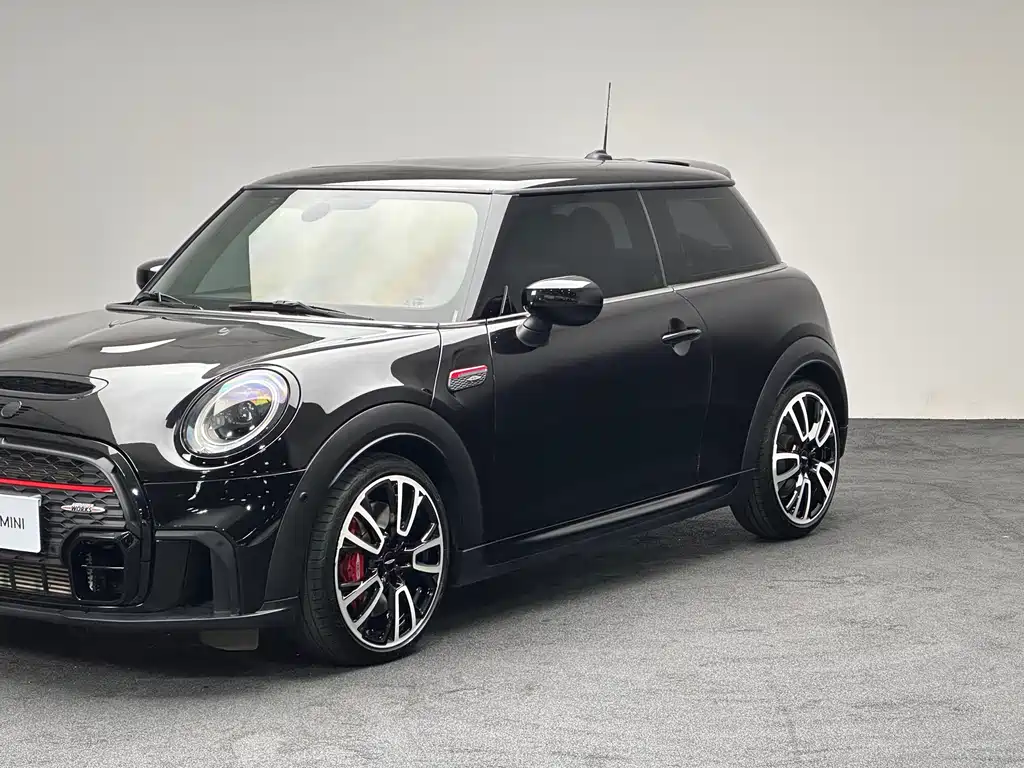 MINI JCW