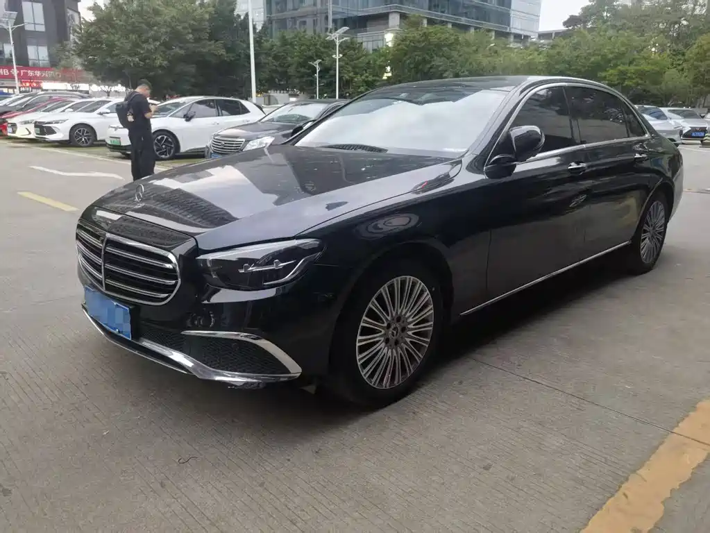 Mercedes-Benz E-Class 2021