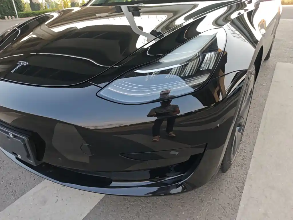 Tesla Model 3 — миниатюра 24