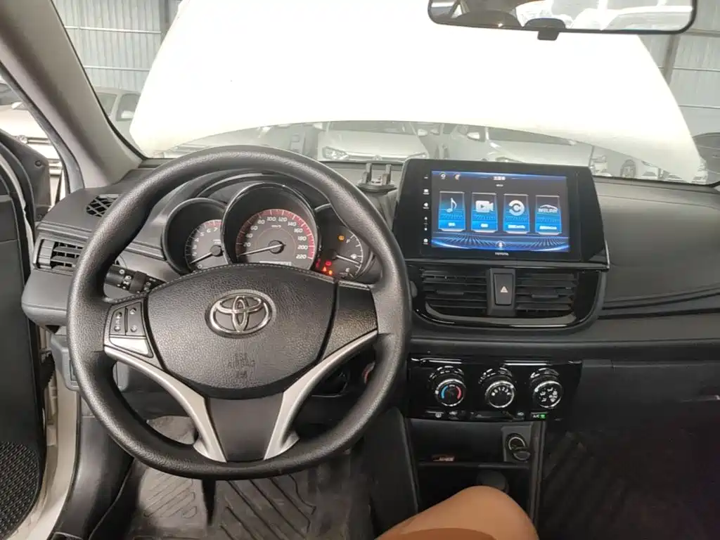 Toyota Vios — миниатюра 10