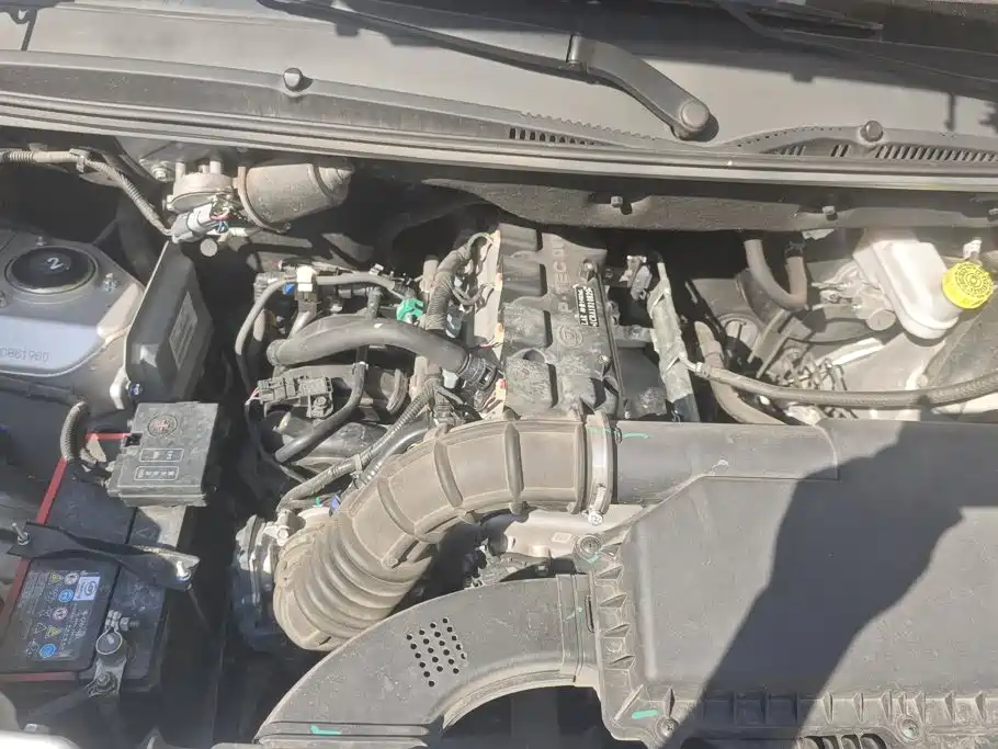 Wuling Hongguang V — миниатюра 10