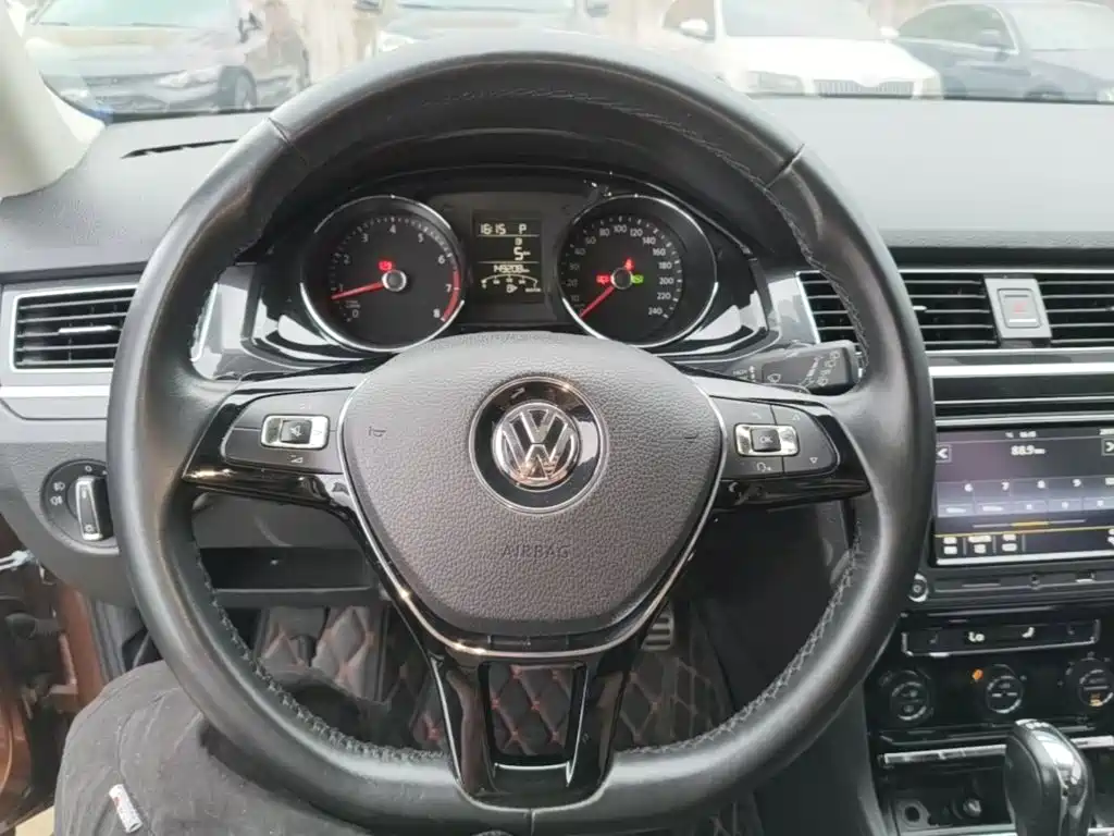 Volkswagen C-Trek — миниатюра 11
