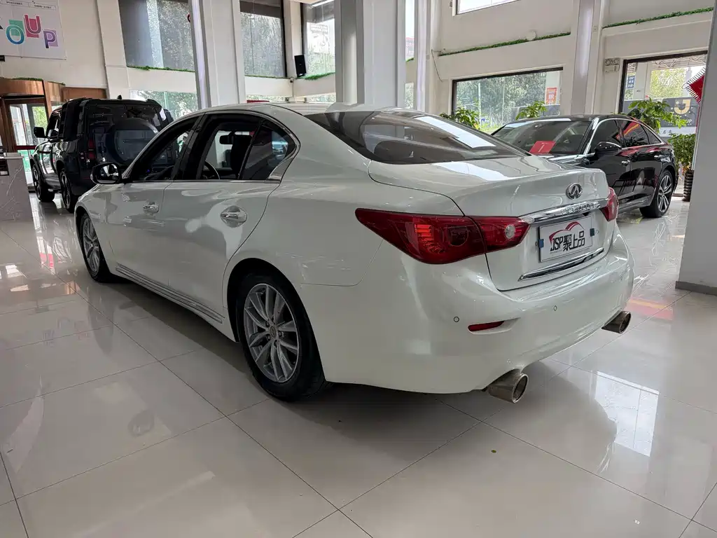 Infiniti Q50L — миниатюра 11