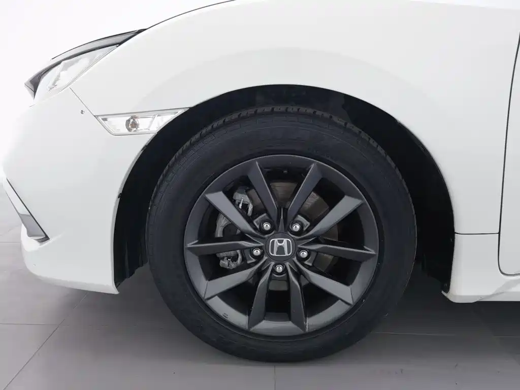 Honda Civic — миниатюра 17