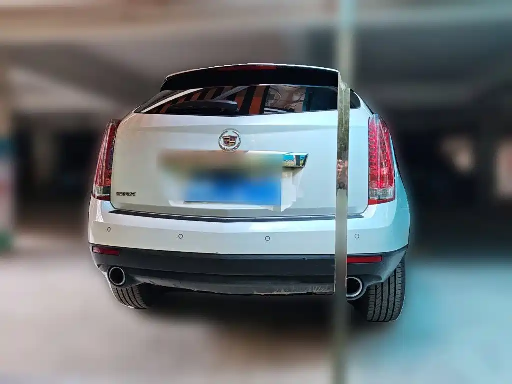 Cadillac SRX — миниатюра 5