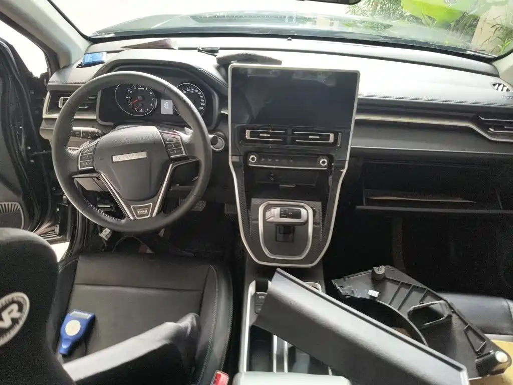 Haval M6 — миниатюра 5