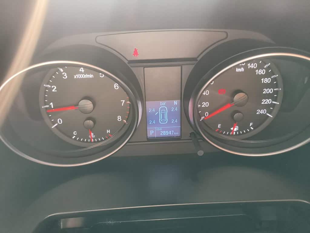 Haval Haval M6 1.5 л 2021 г. Чёрный, пробег 28900 км