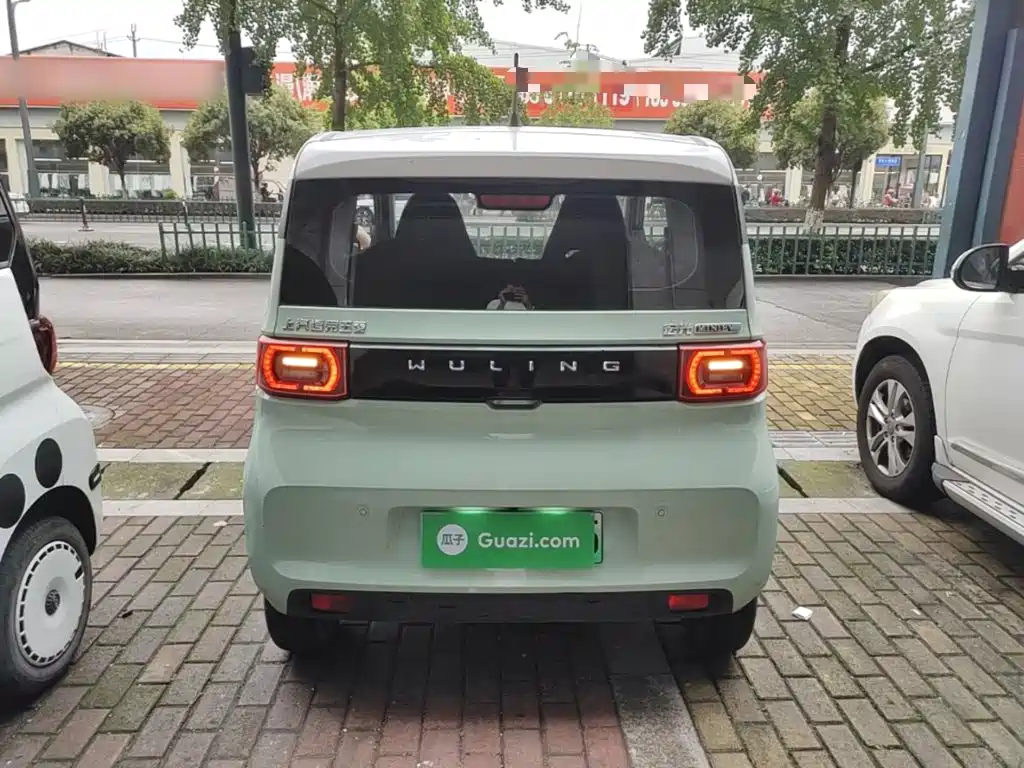 Wuling MINIEV — миниатюра 6