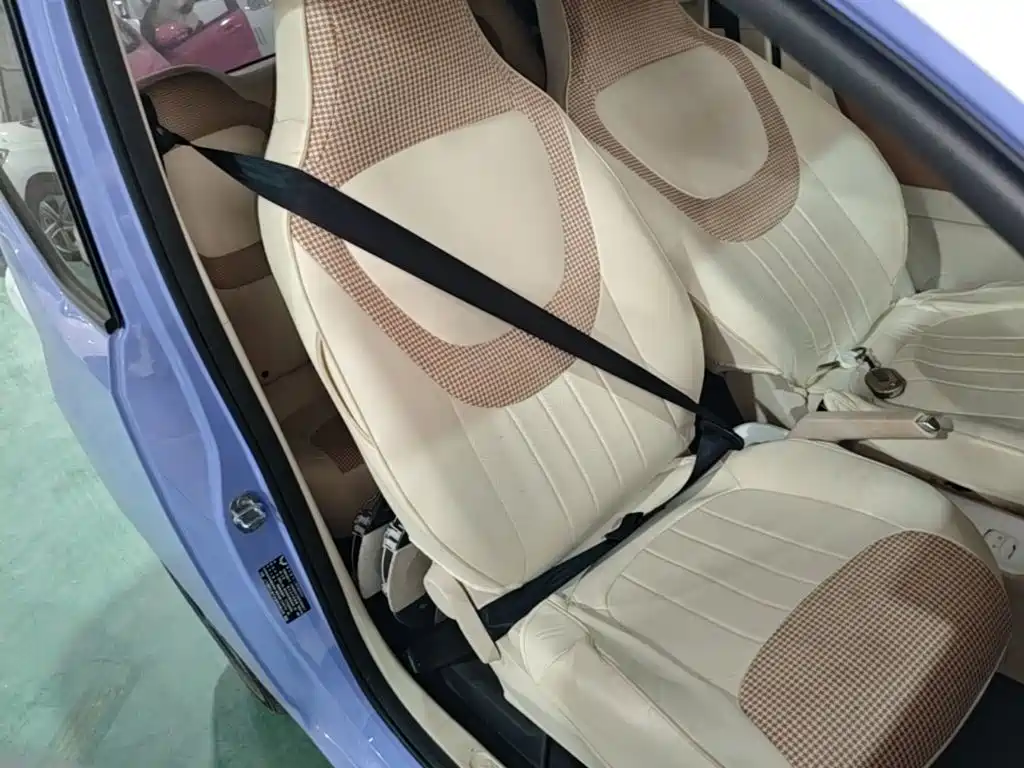Wuling MINIEV — миниатюра 25