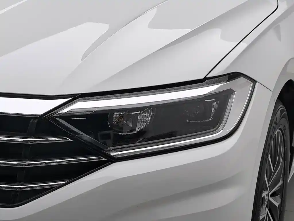 Volkswagen Sagitar — миниатюра 7