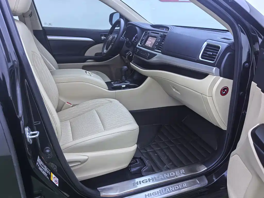 Toyota Highlander — миниатюра 14