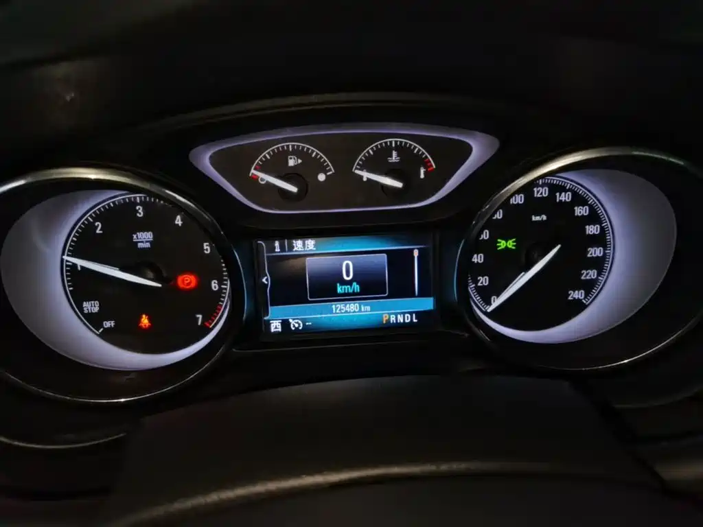 Buick Envision Plus — миниатюра 12
