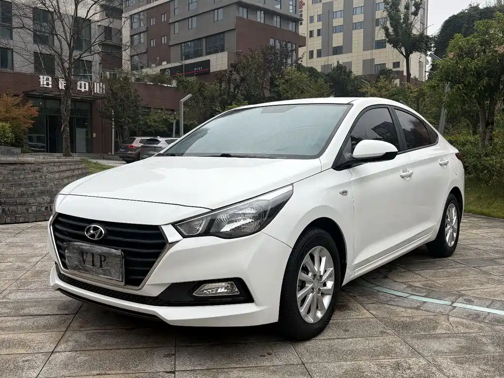 Hyundai Verna