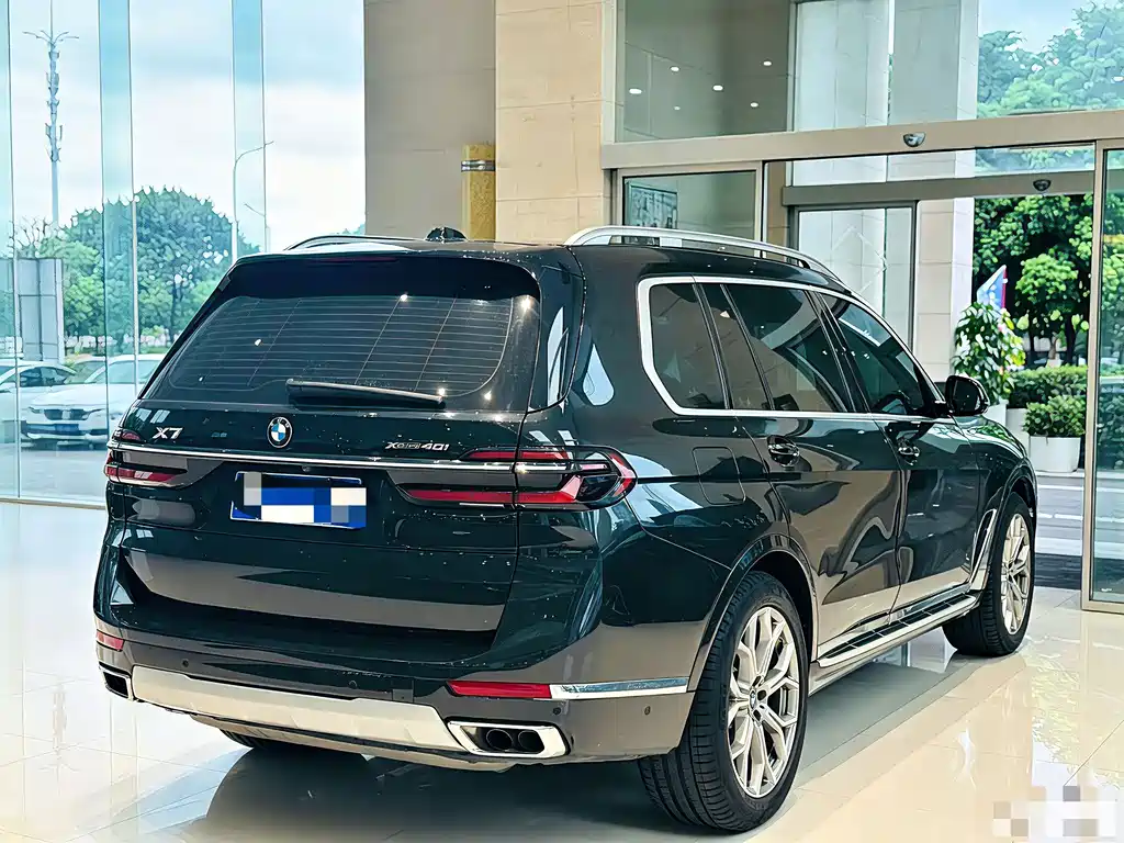 BMW X7 — миниатюра 7