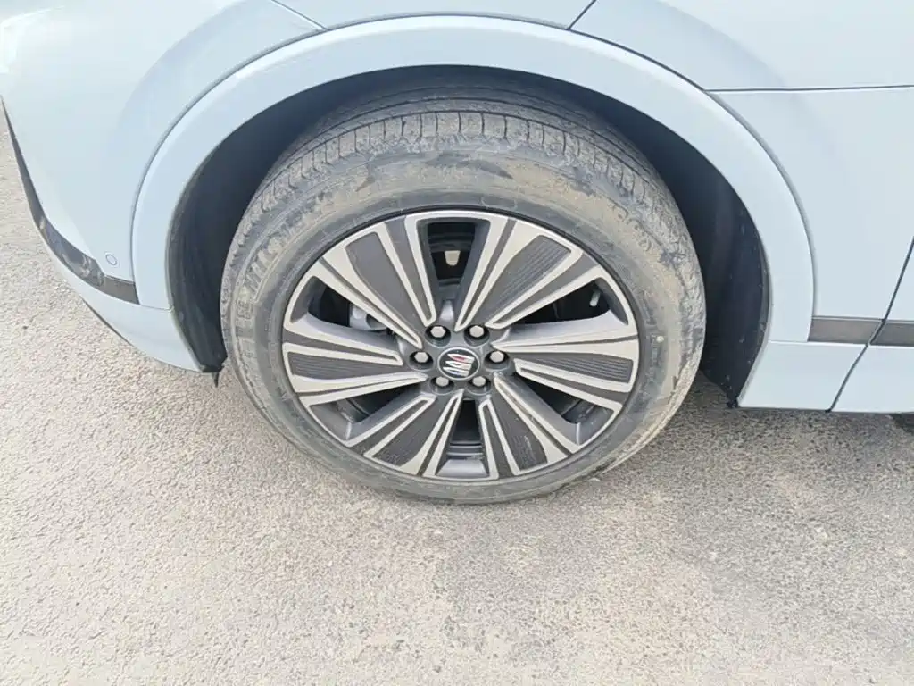 Buick E5 — миниатюра 23