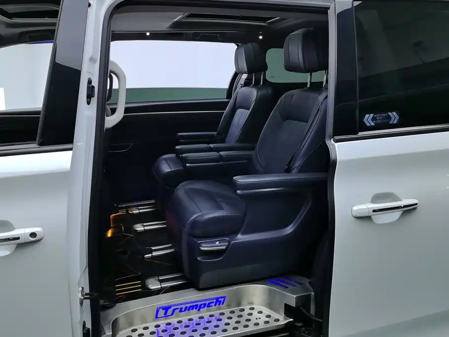 GAC Motor Trumpchi M8 — миниатюра 11