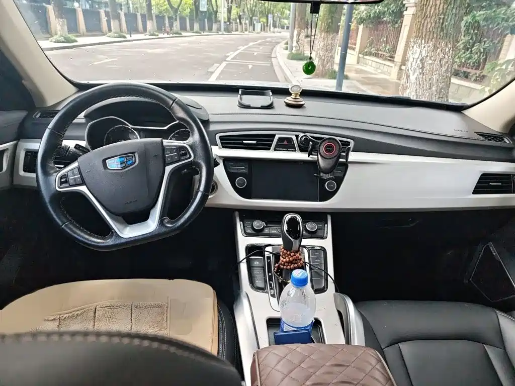 Geely Boyue — миниатюра 13