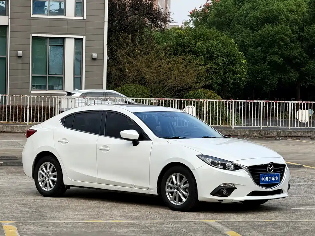 Mazda 3 Axela — миниатюра 3
