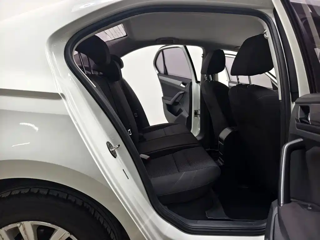 Volkswagen Bora — миниатюра 15