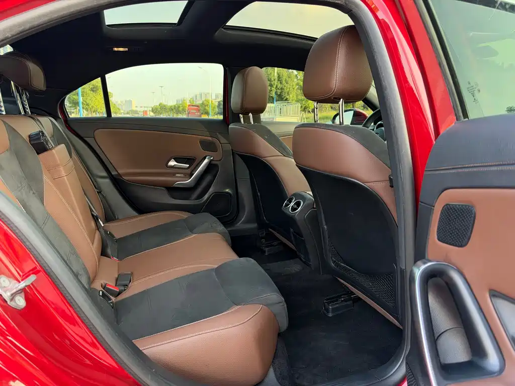 Mercedes-Benz A-Class — миниатюра 18