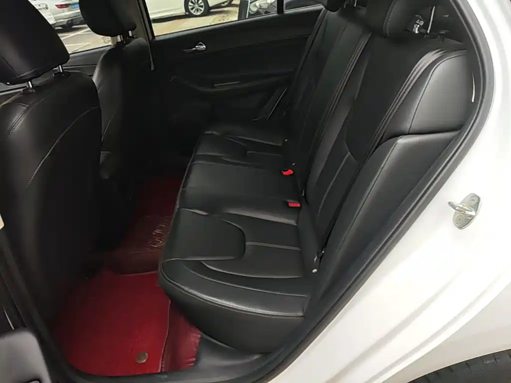 Chery Arrizo 5 — миниатюра 17