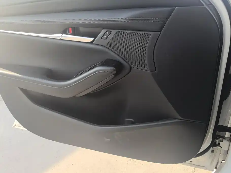 Mazda 3 Axela — миниатюра 7