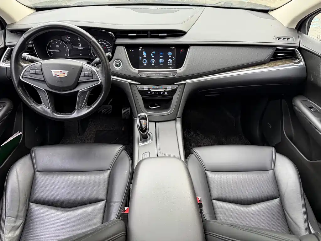 Cadillac XT5 — миниатюра 8