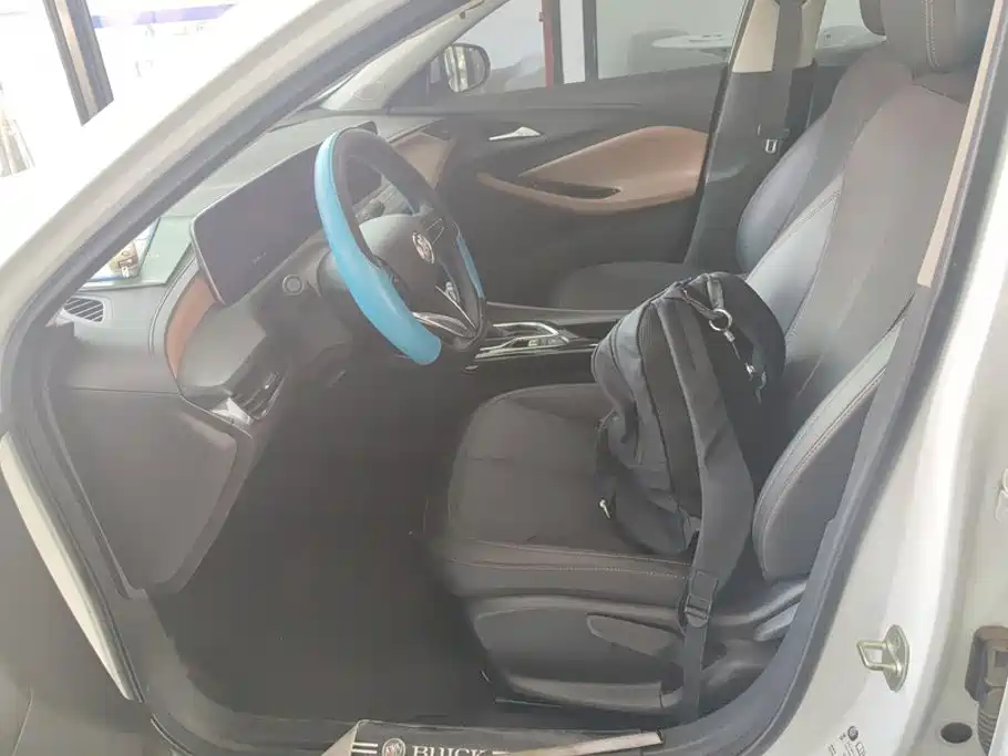 Buick Verano — миниатюра 9