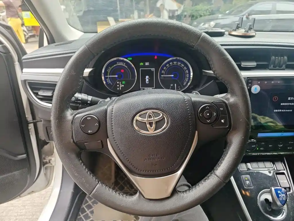 Toyota Corolla — миниатюра 6