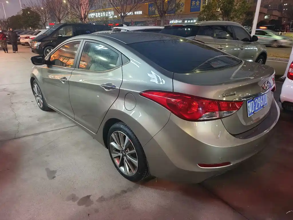 Hyundai Elantra Langdong — миниатюра 6