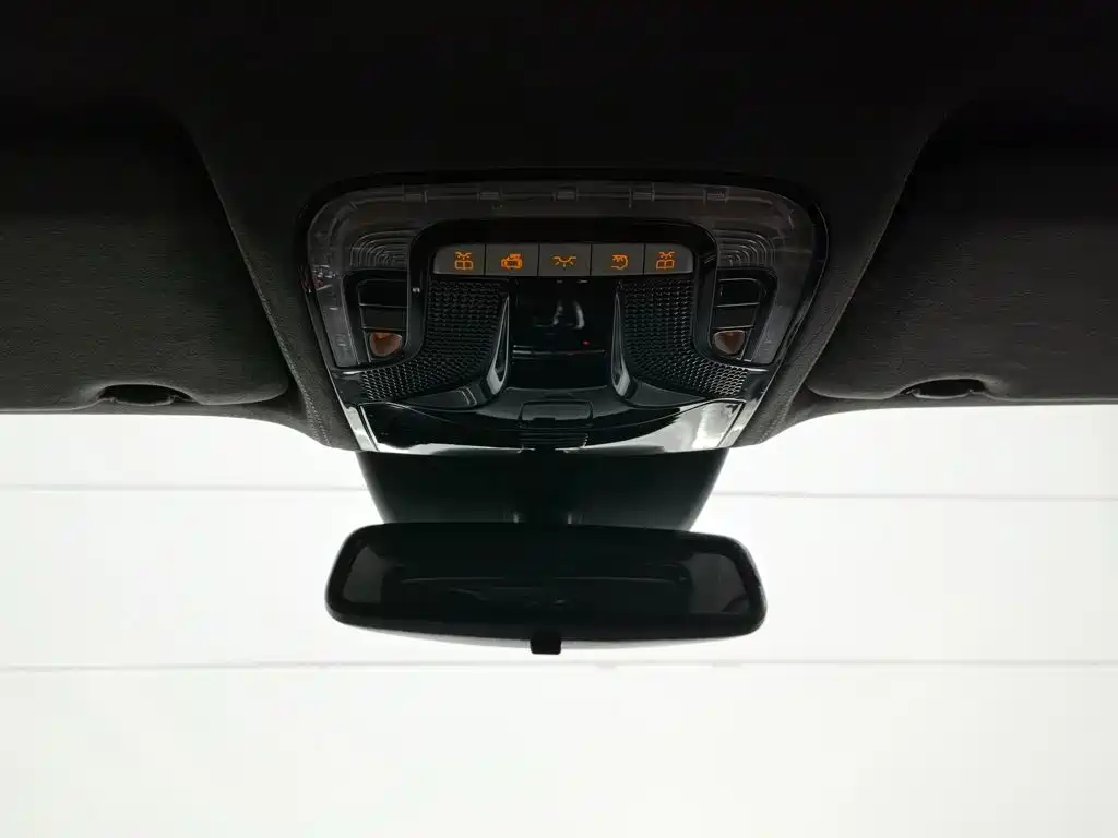 Mercedes-Benz V-Class — миниатюра 26