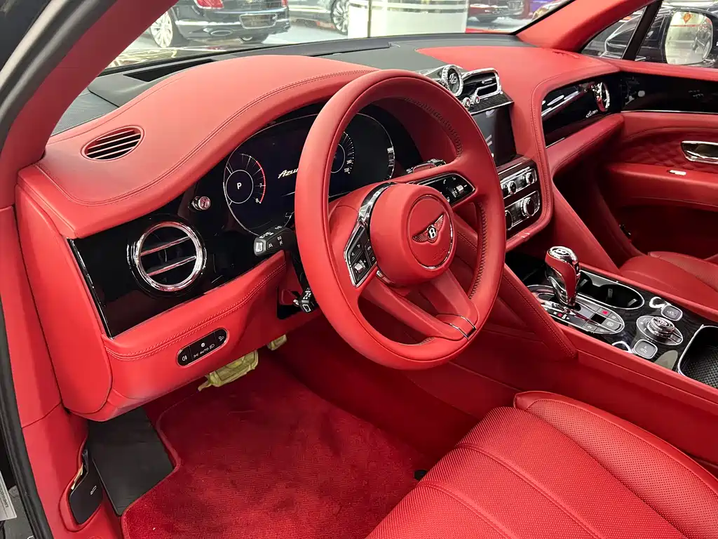 Bentley Bentayga 2025 4.0T V8
