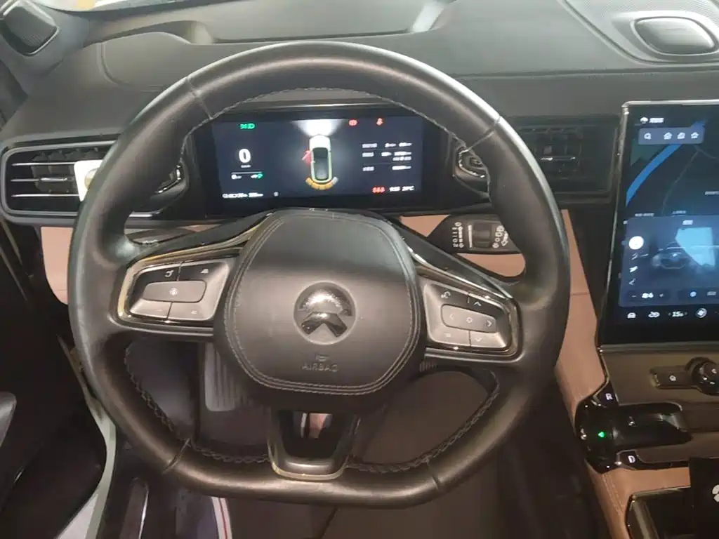 NIO ES6 — миниатюра 11
