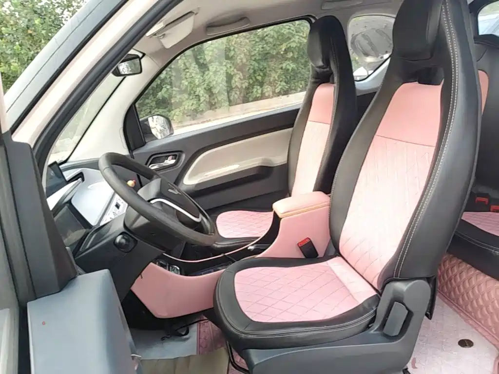 Wuling MINIEV — миниатюра 15