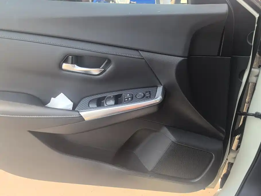 Nissan Sylphy — миниатюра 7