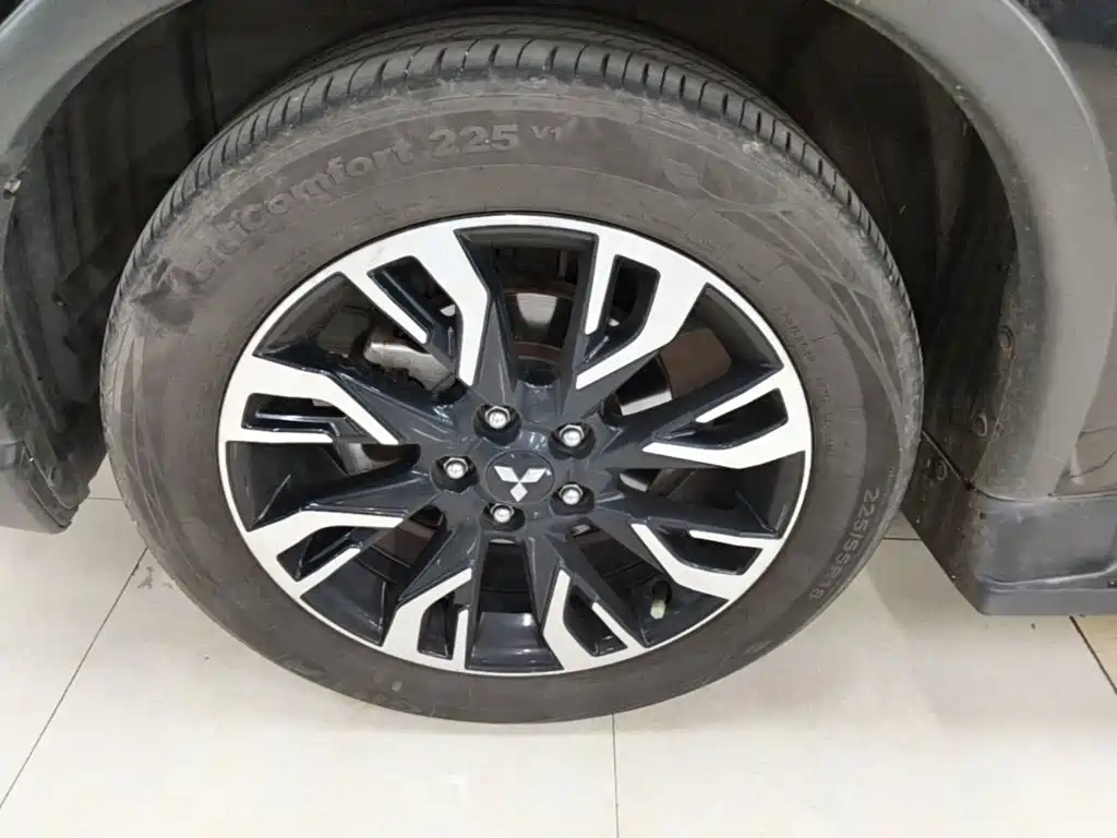 Mitsubishi Outlander — миниатюра 23