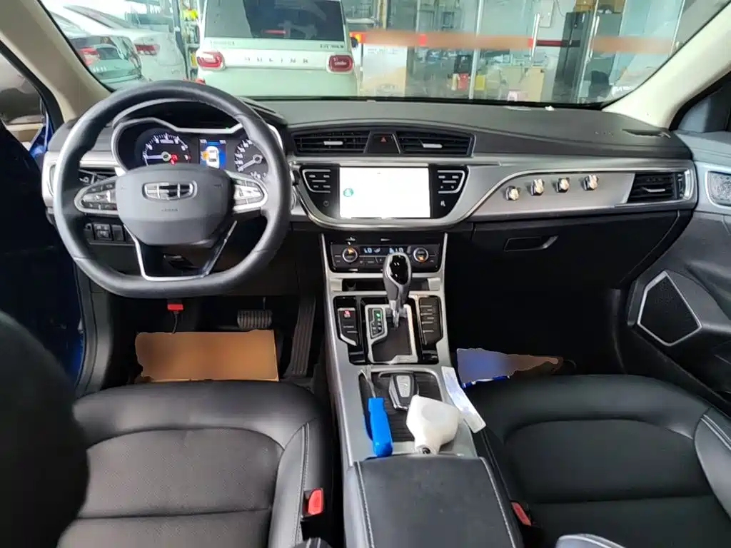 Geely Emgrand GL — миниатюра 10