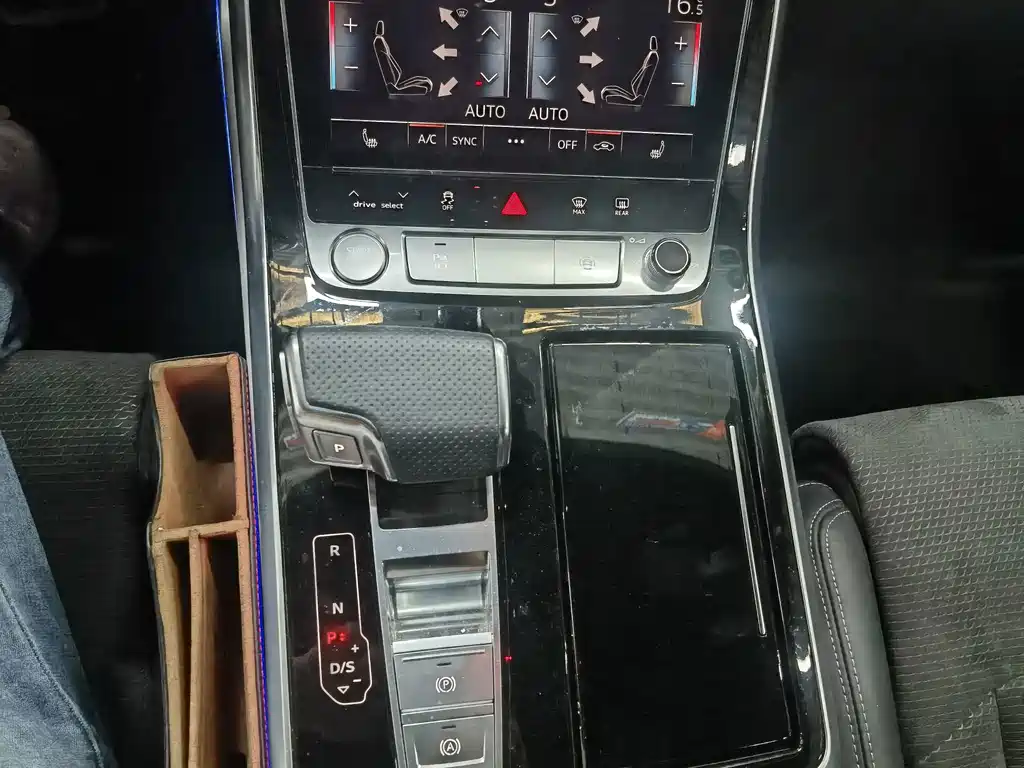 Audi Q8 — миниатюра 13
