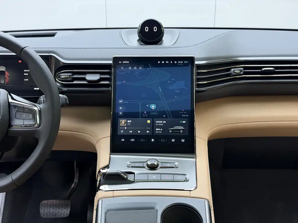 NIO ES6 — миниатюра 8