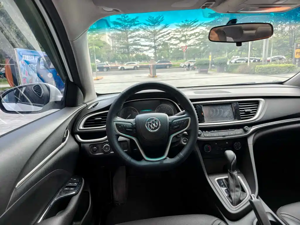 Buick Excelle — миниатюра 8