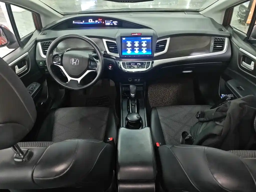 Honda Jade — миниатюра 10