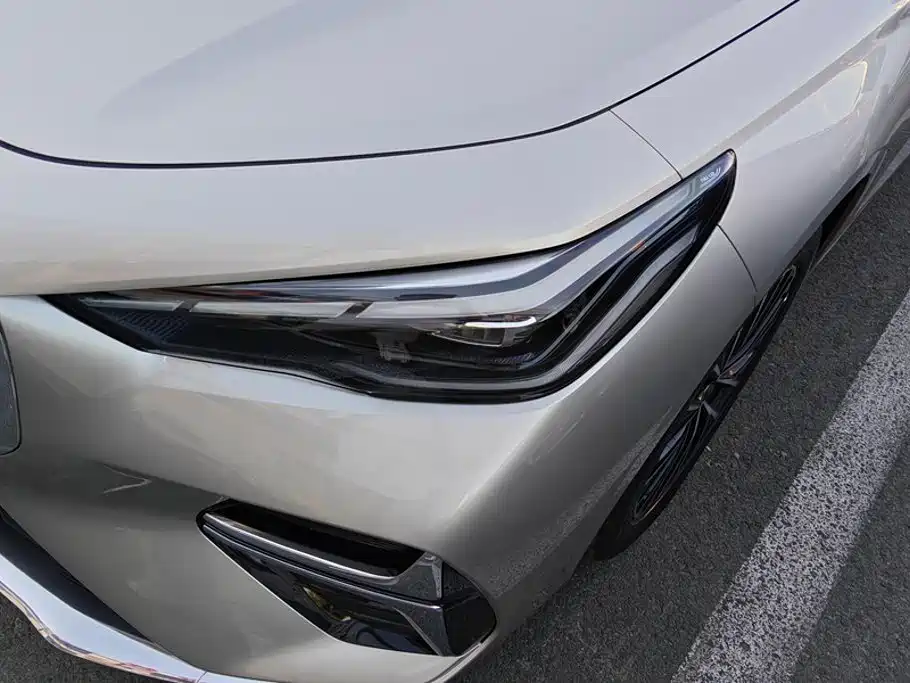 Geely Emgrand — миниатюра 5