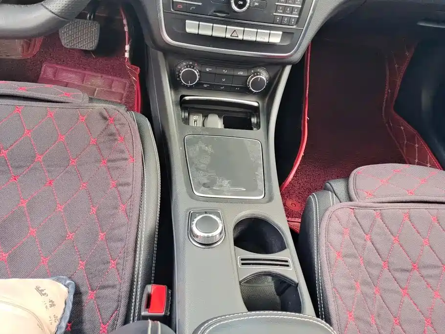 Mercedes-Benz GLA — миниатюра 16