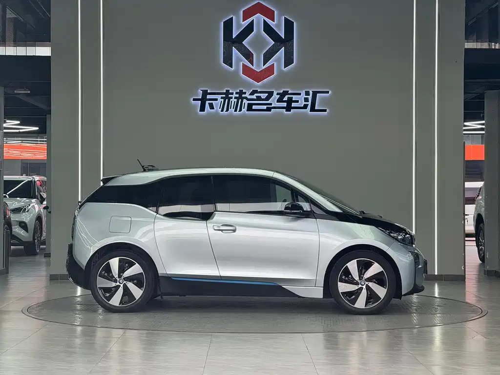 BMW i3 (Import) — миниатюра 8