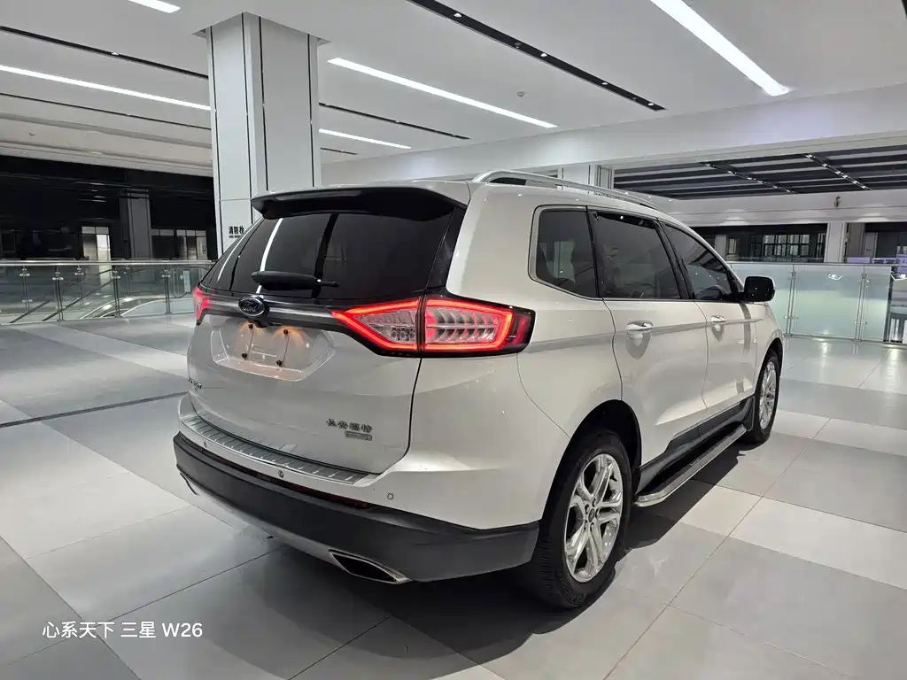 Ford Edge — миниатюра 16