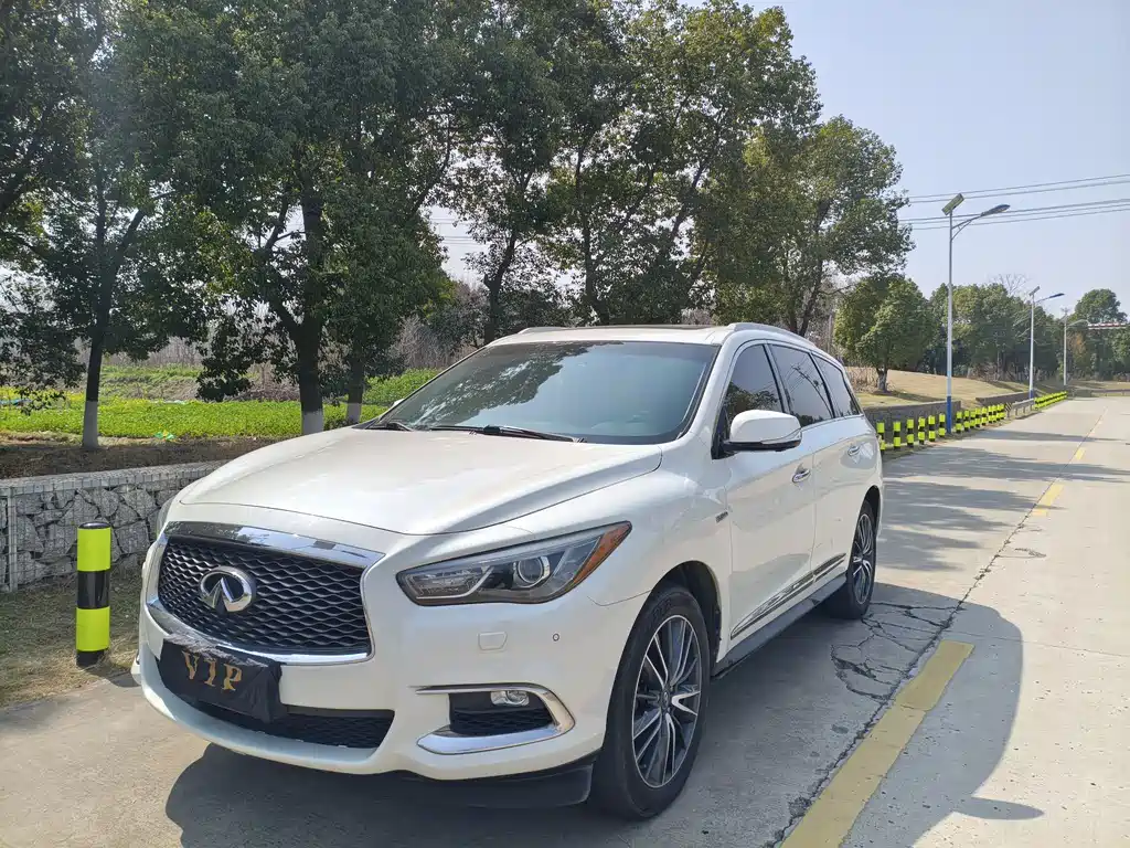 INFINITI QX60