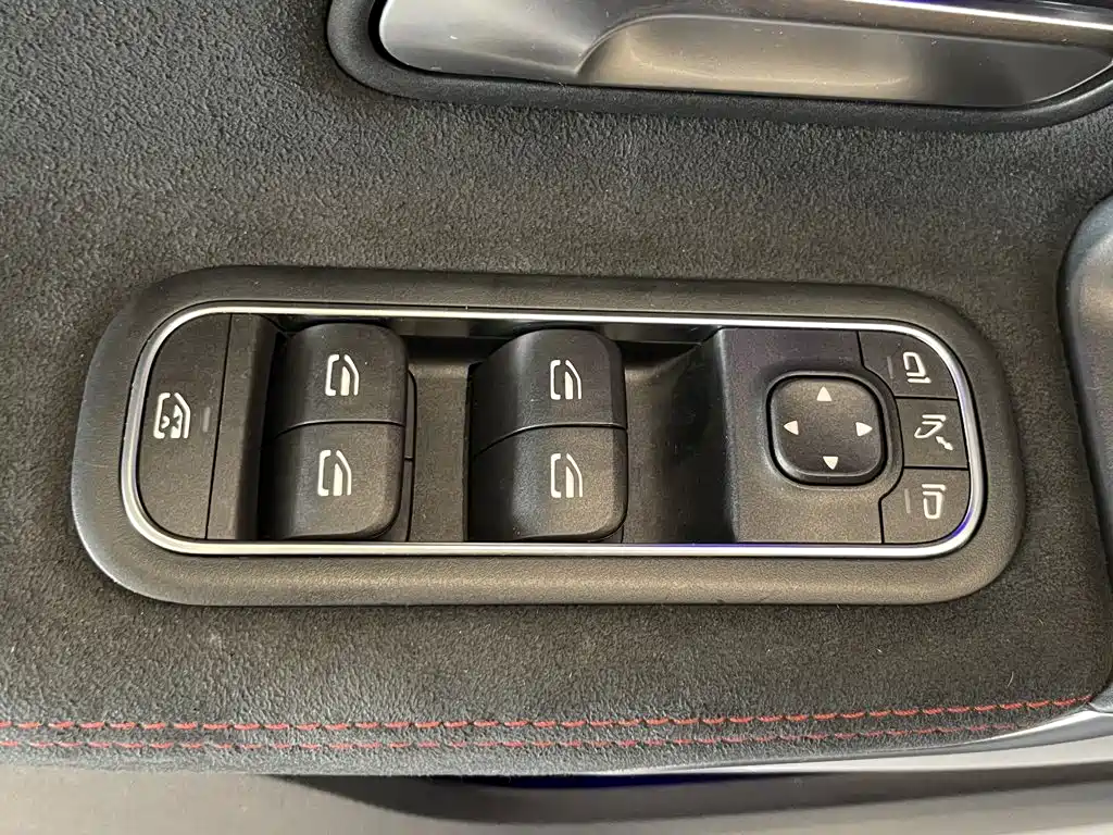 Mercedes-Benz CLA (Import) — миниатюра 27